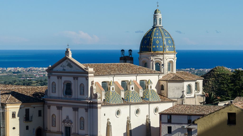 Chiesa di Sant’Antonio e centro storico di Corigliano